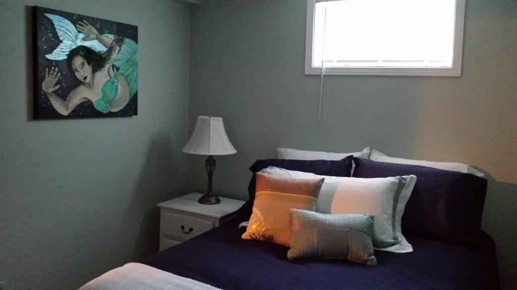 Fully Furnished On Broadway In Moncton Appartamento Esterno foto